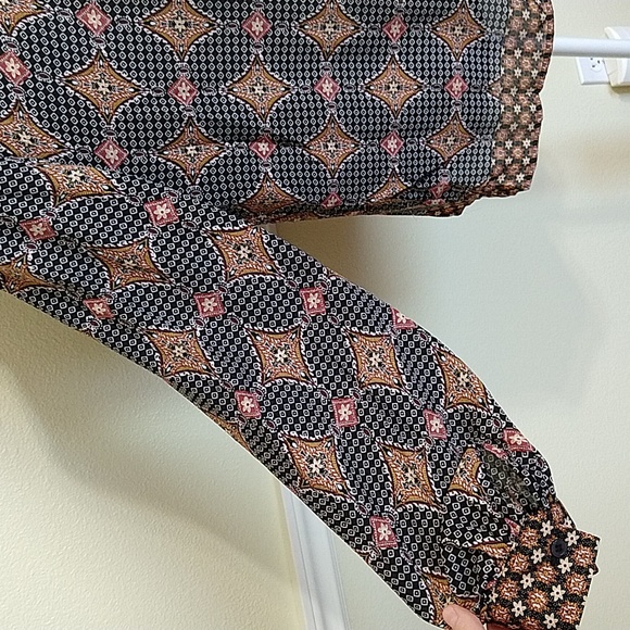 🆕 Max Studio Blouse - Picture 6 of 10